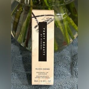 Fenty Gloss Bomb Lip Luminizer  - Fu$$y - NWT